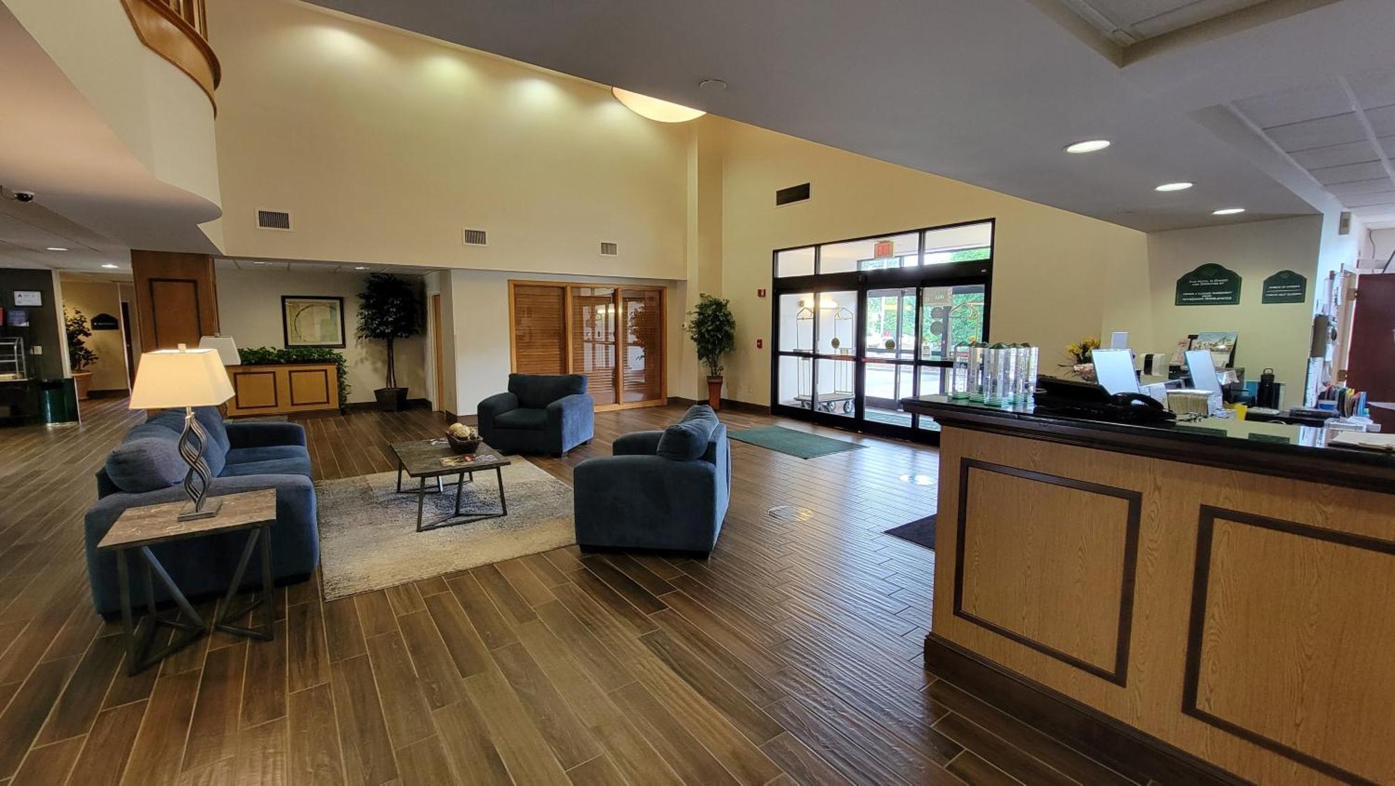 Independent Sphc Cross Creek Inn & Suites Fayetteville Εξωτερικό φωτογραφία